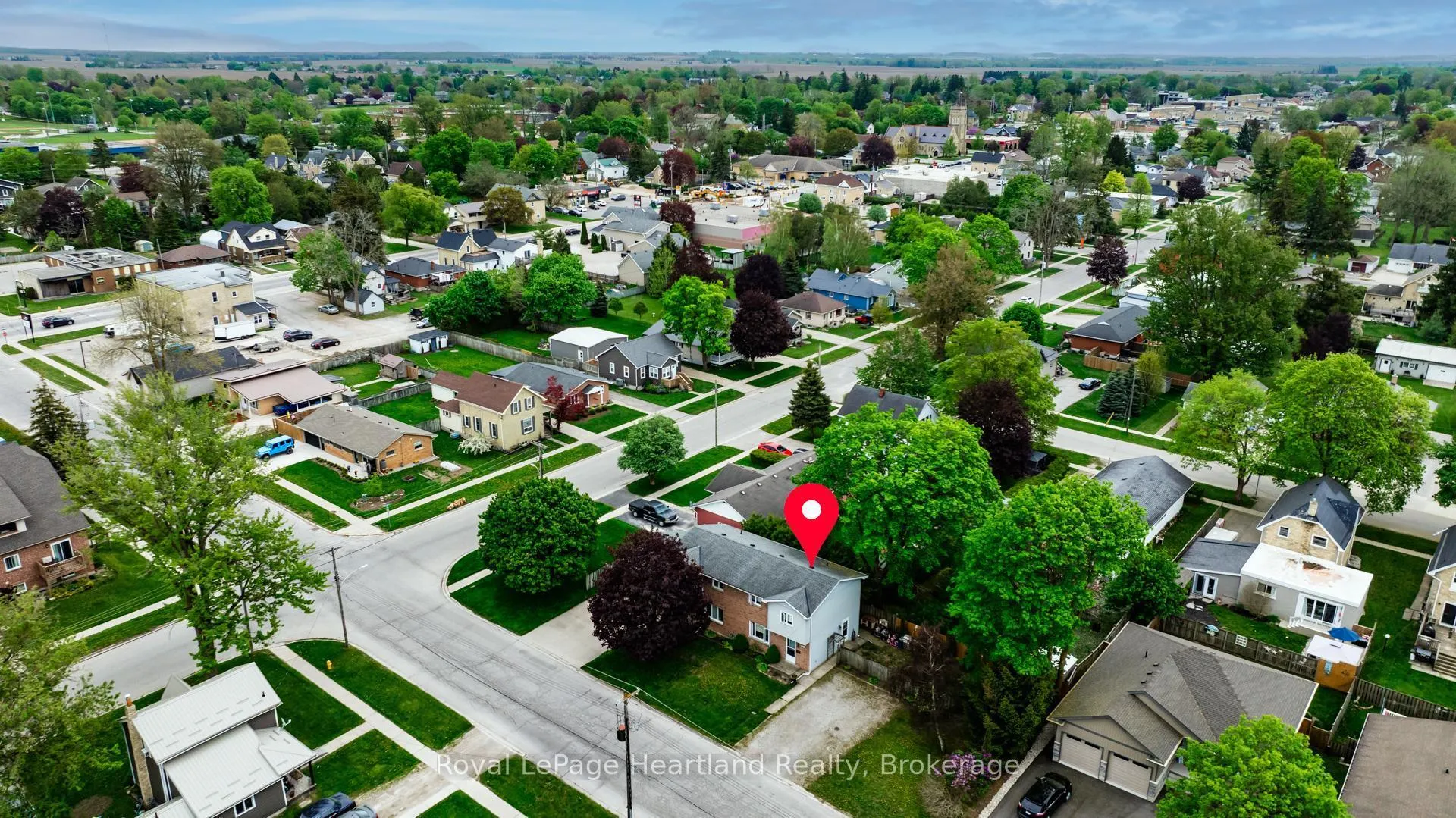 Photo 29 of 49 Wellington Street W, South Huron, Exeter — HOMEH
