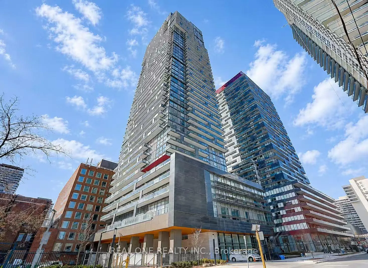 Photo 1 of Unit 1901, 39 Roehampton Avenue, Toronto, Mount Pleasant West — HOMEH
