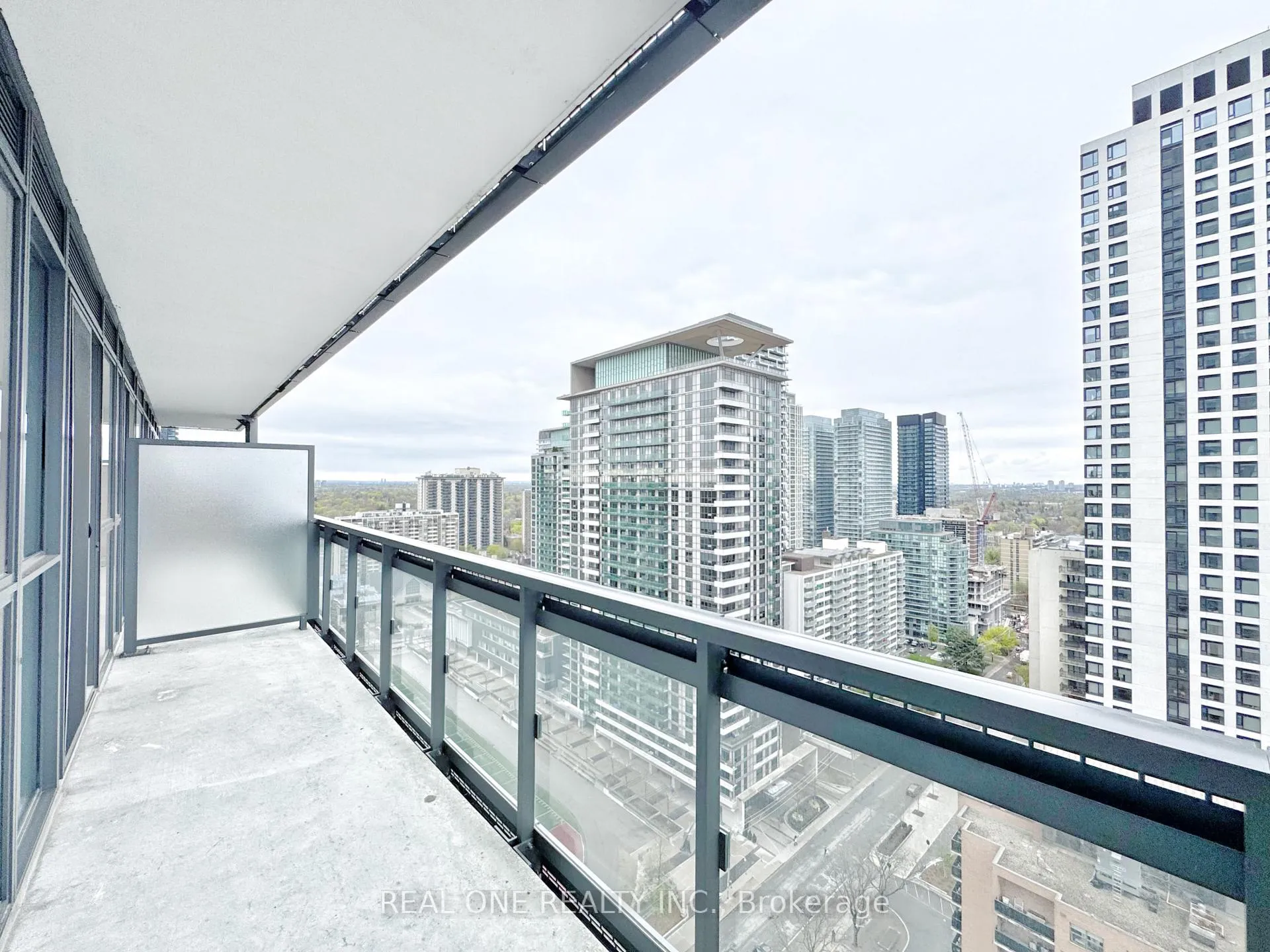 Photo 15 of Unit 1901, 39 Roehampton Avenue, Toronto, Mount Pleasant West — HOMEH
