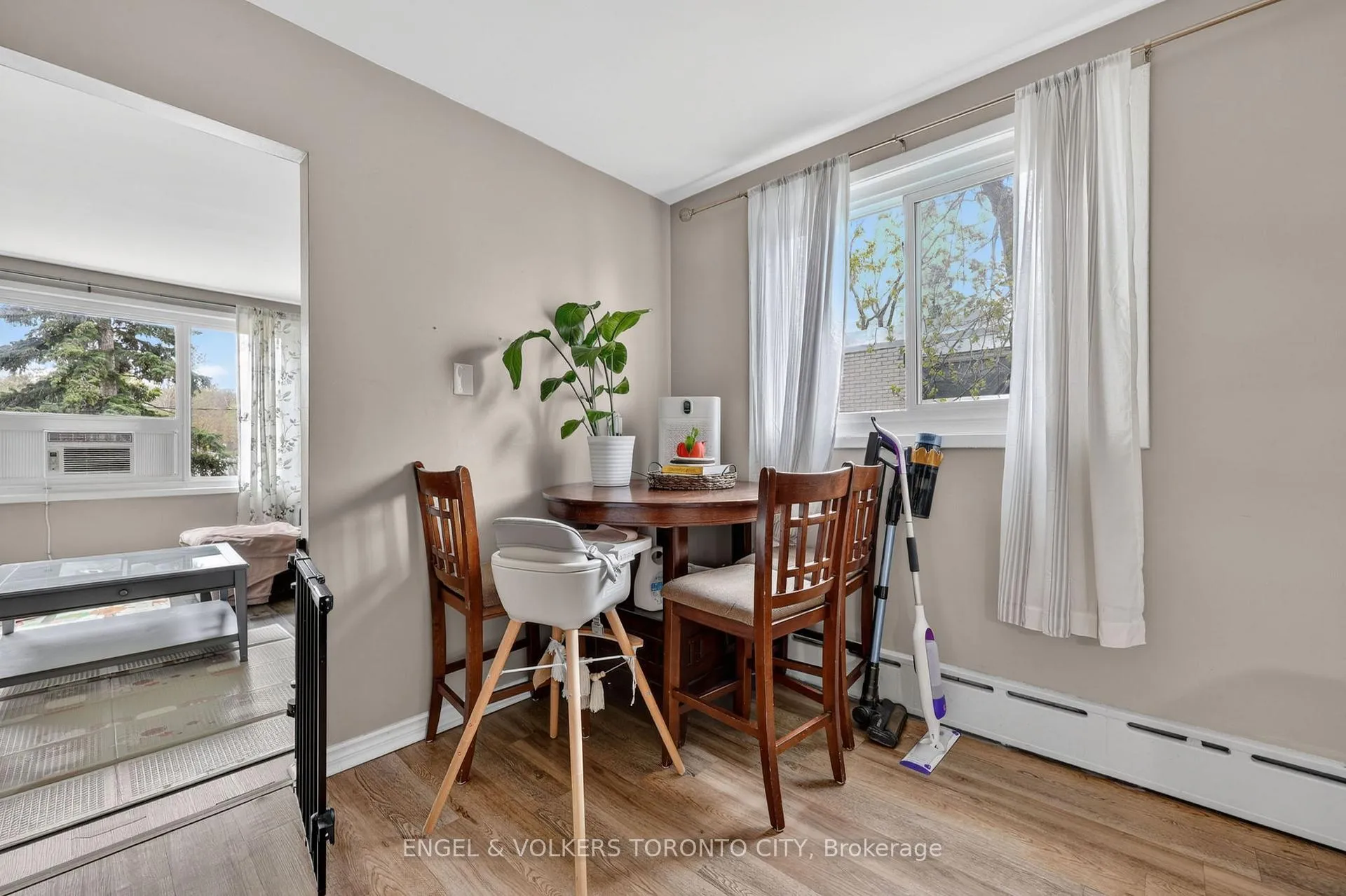 Photo 24 of 151 Cumberland Street, Barrie, Allandale — HOMEH