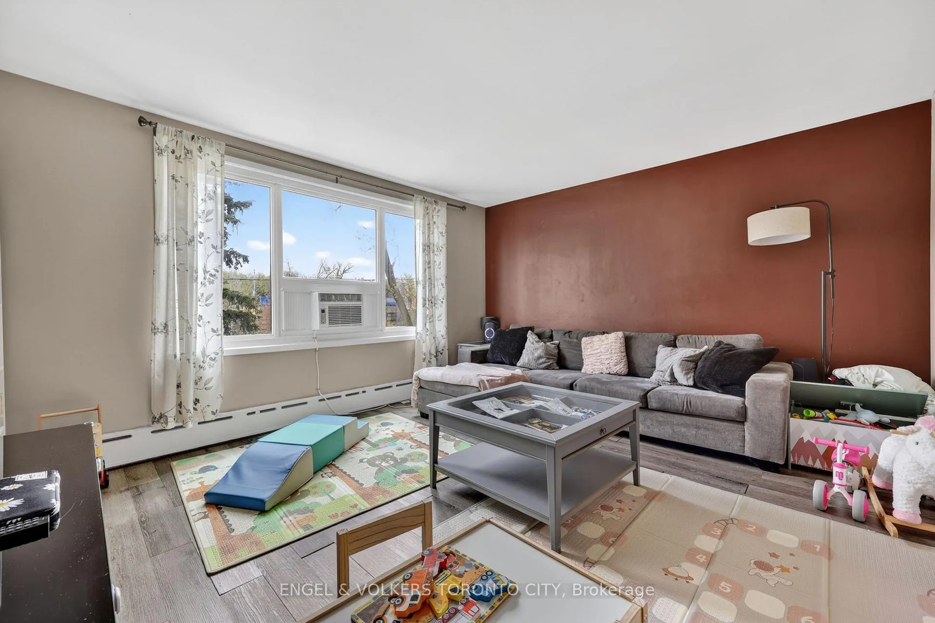 Photo 28 of 151 Cumberland Street, Barrie, Allandale — HOMEH