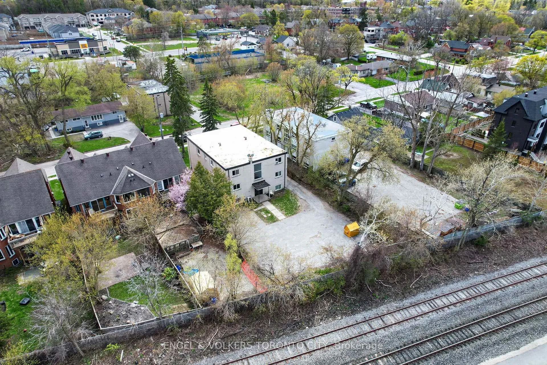 Photo 39 of 151 Cumberland Street, Barrie, Allandale — HOMEH