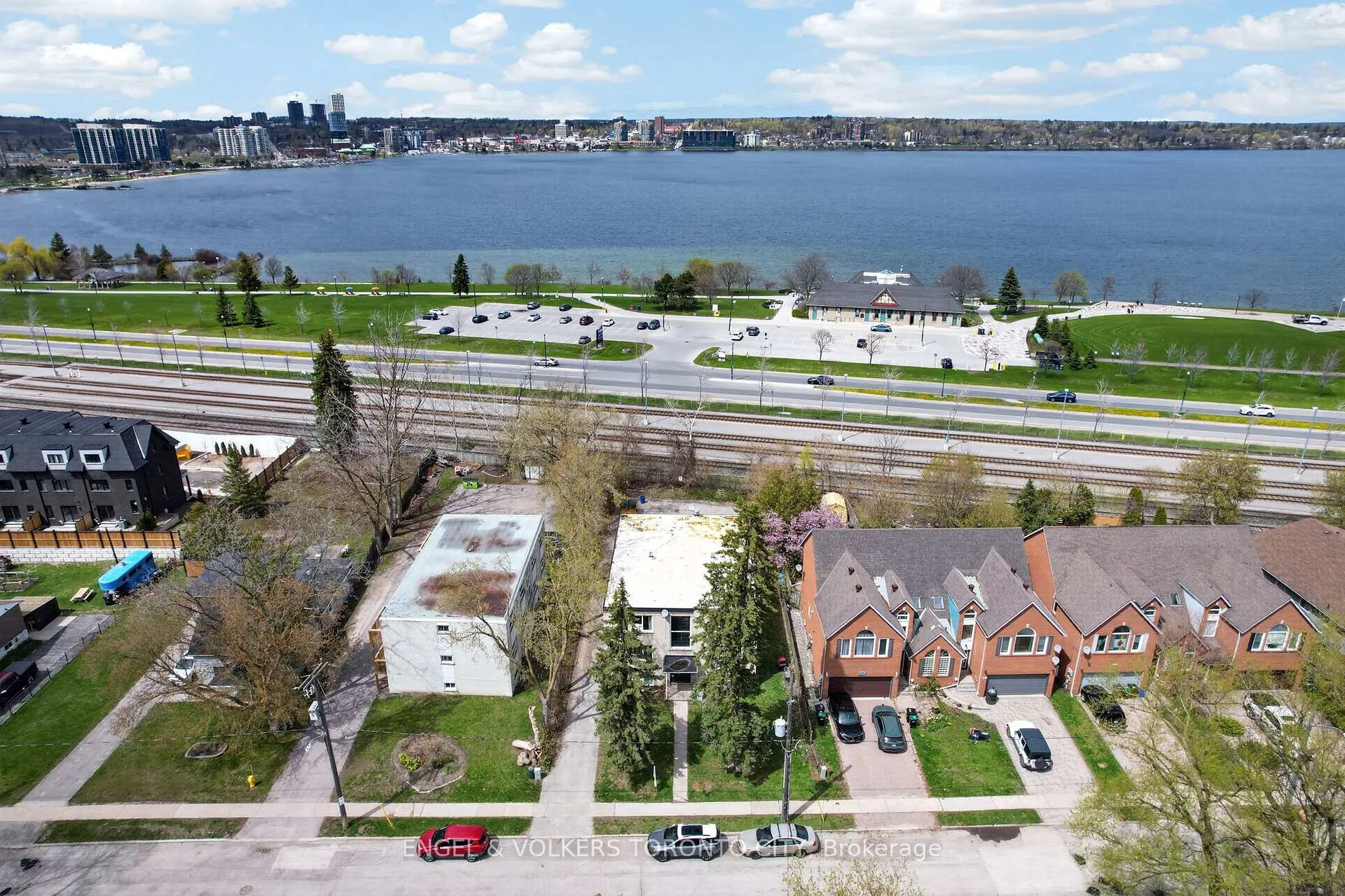 Photo 40 of 151 Cumberland Street, Barrie, Allandale — HOMEH