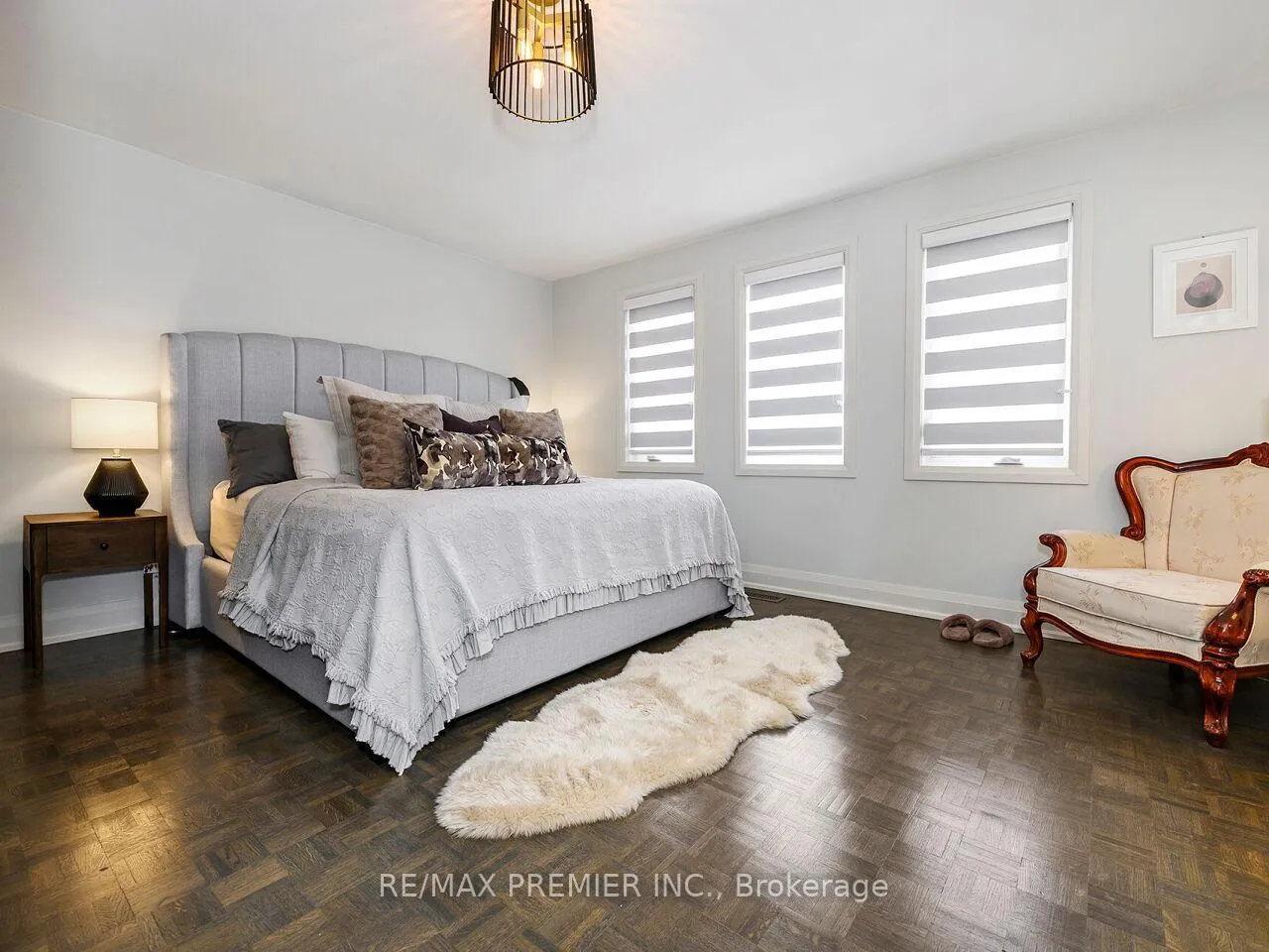 Photo 20 of 49 Twinberry Crescent, Vaughan, East Woodbridge — HOMEH