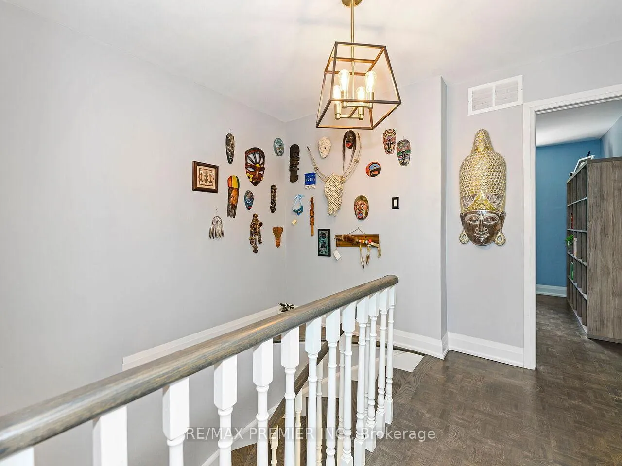 Photo 25 of 49 Twinberry Crescent, Vaughan, East Woodbridge — HOMEH