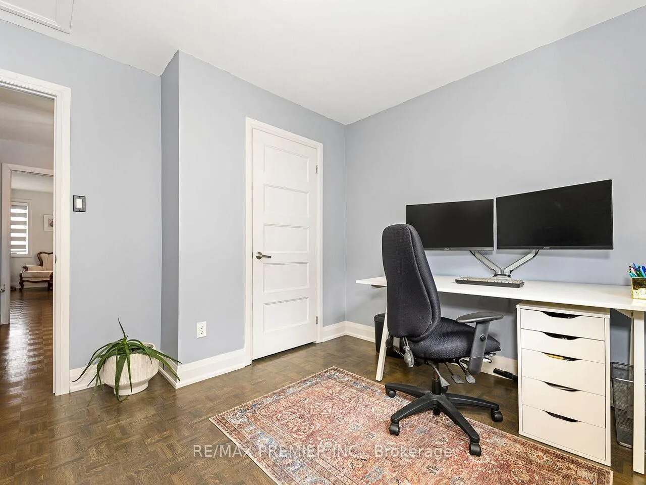 Photo 28 of 49 Twinberry Crescent, Vaughan, East Woodbridge — HOMEH