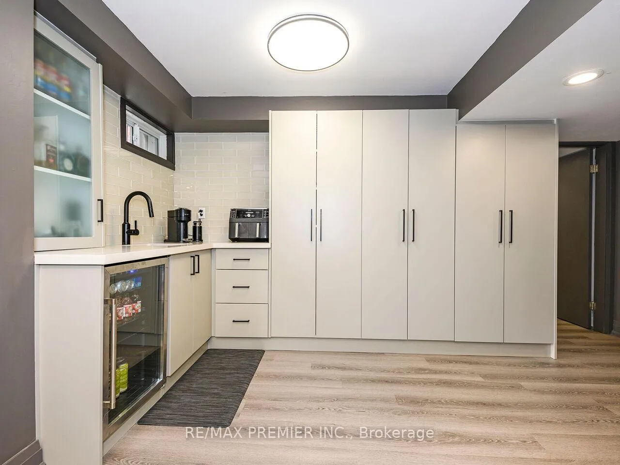 Photo 37 of 49 Twinberry Crescent, Vaughan, East Woodbridge — HOMEH