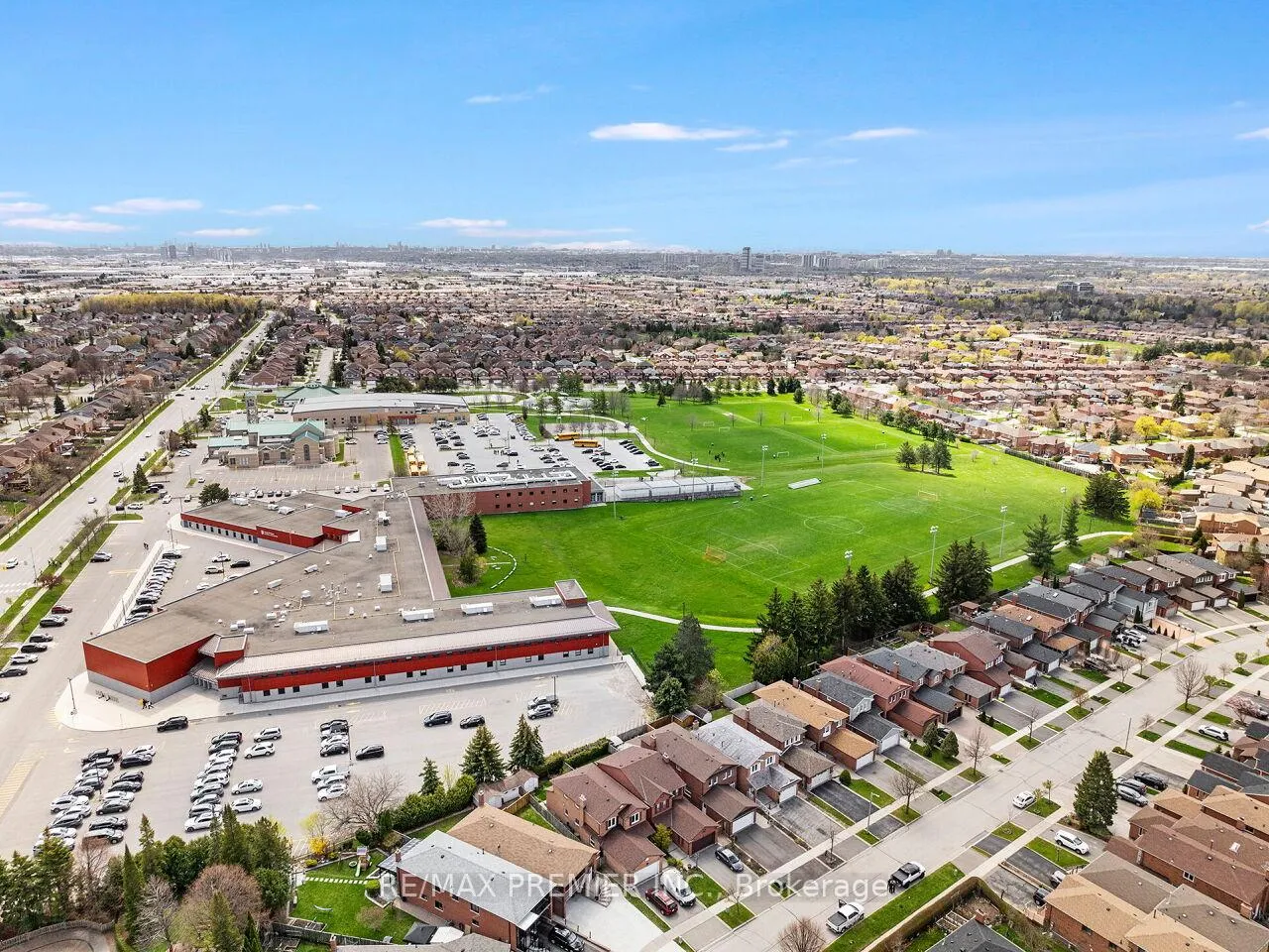 Photo 49 of 49 Twinberry Crescent, Vaughan, East Woodbridge — HOMEH