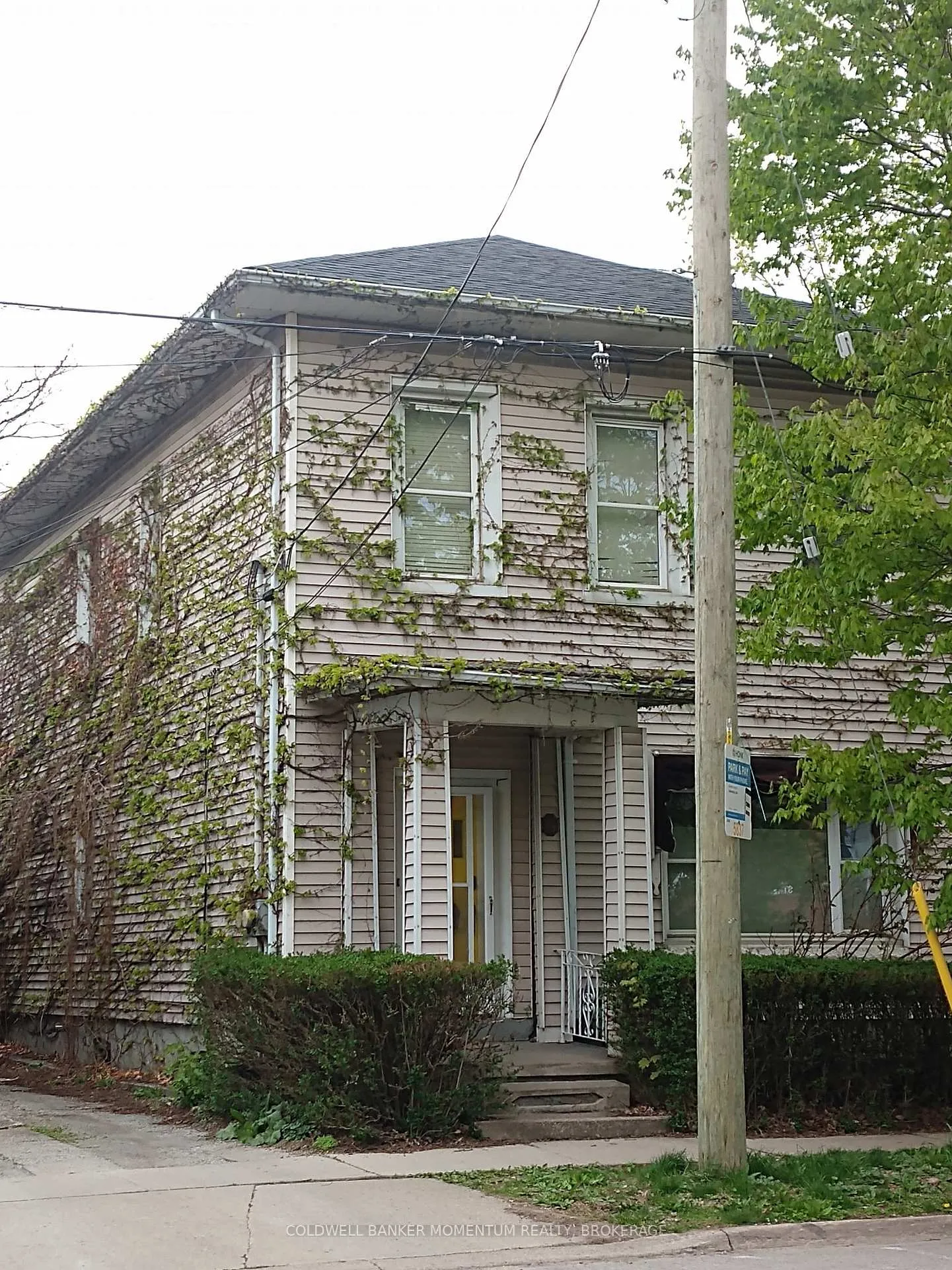 Front of Unit A3, 14 Court Street