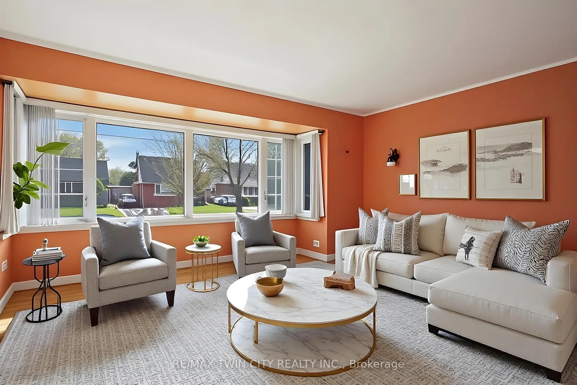 Photo 5 of 70 Roxborough Avenue, Kitchener — HOMEH