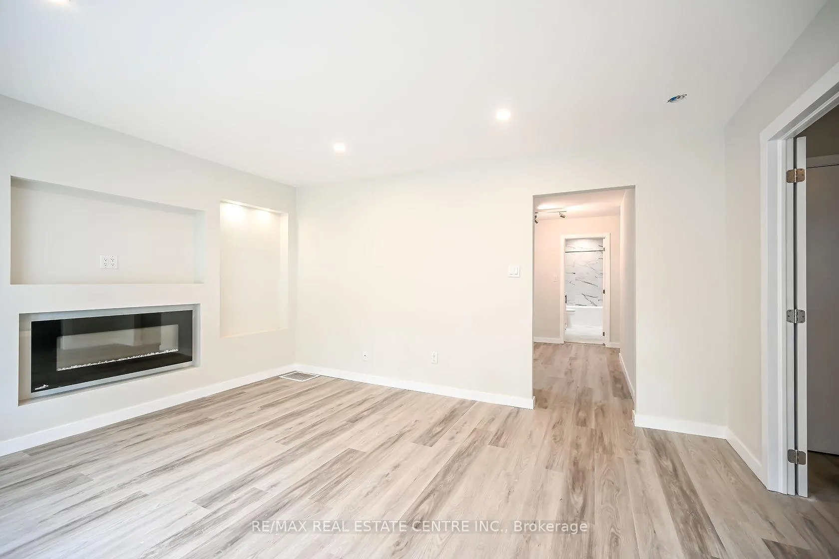Photo 4 of Unit 1, 43 Mahony Avenue, Hamilton, Normanhurst — HOMEH