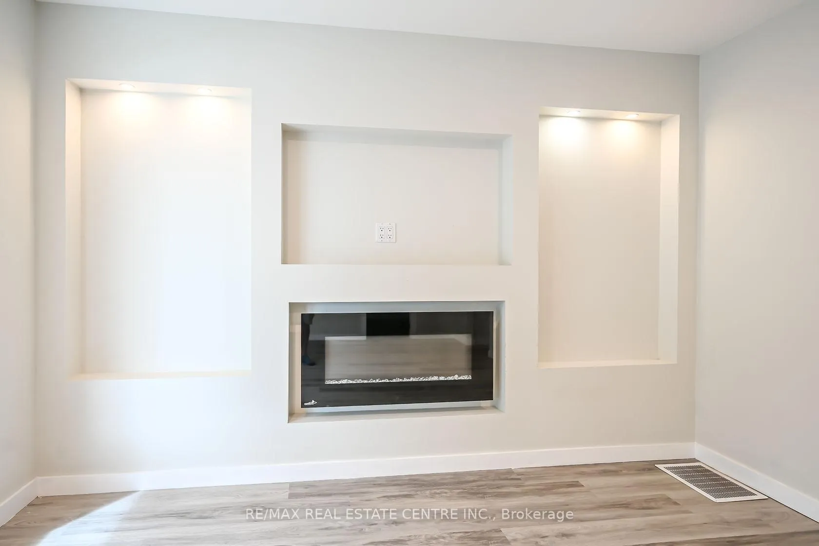 Photo 7 of Unit 1, 43 Mahony Avenue, Hamilton, Normanhurst — HOMEH