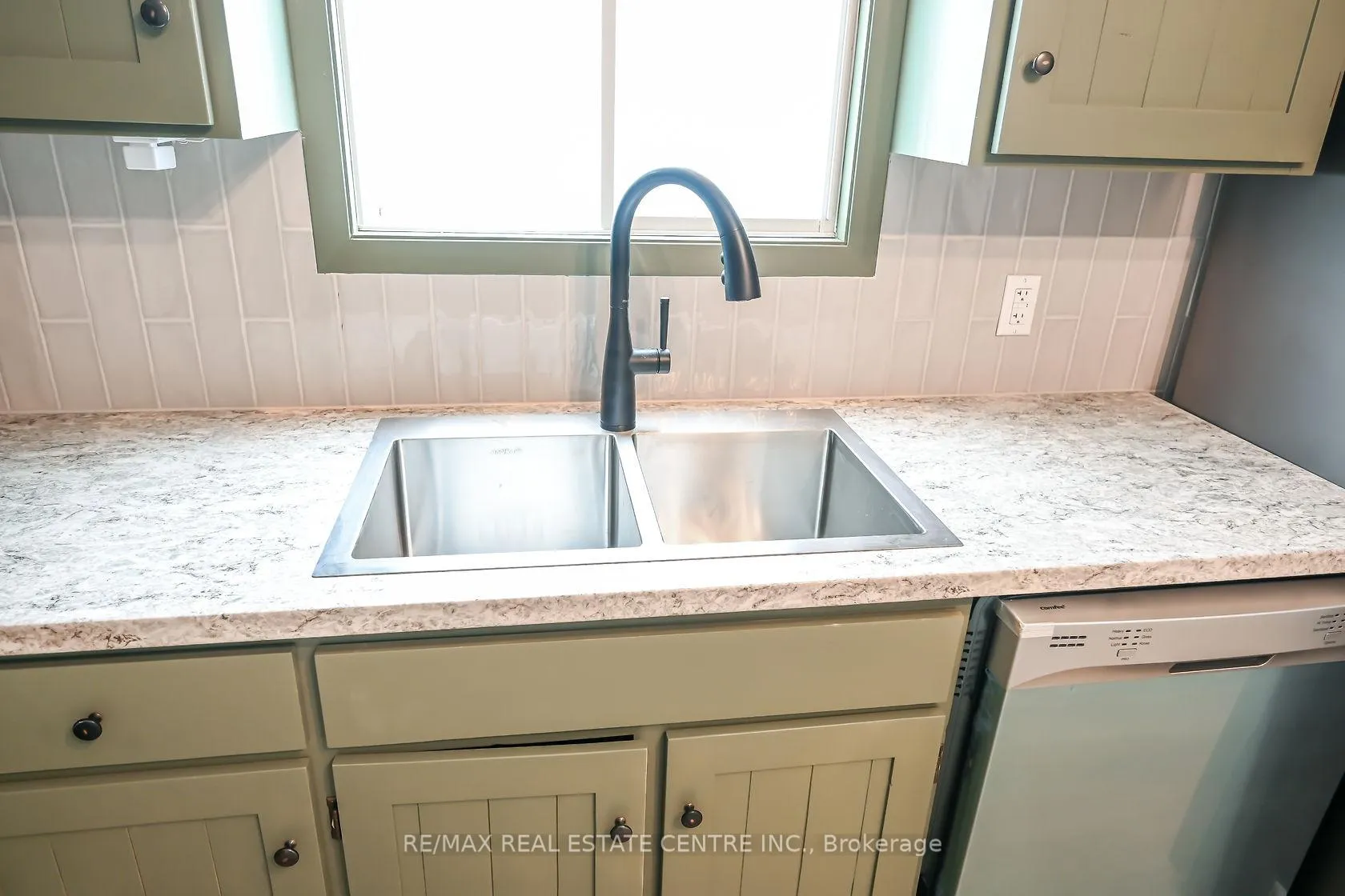 Photo 14 of Unit 1, 43 Mahony Avenue, Hamilton, Normanhurst — HOMEH