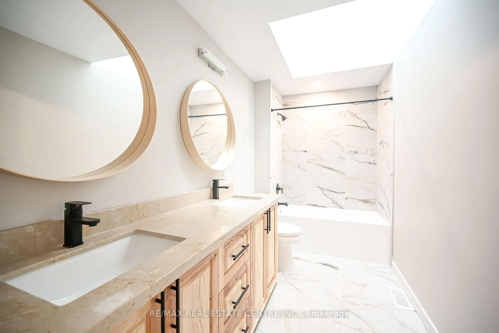 Photo 24 of Unit 1, 43 Mahony Avenue, Hamilton, Normanhurst — HOMEH