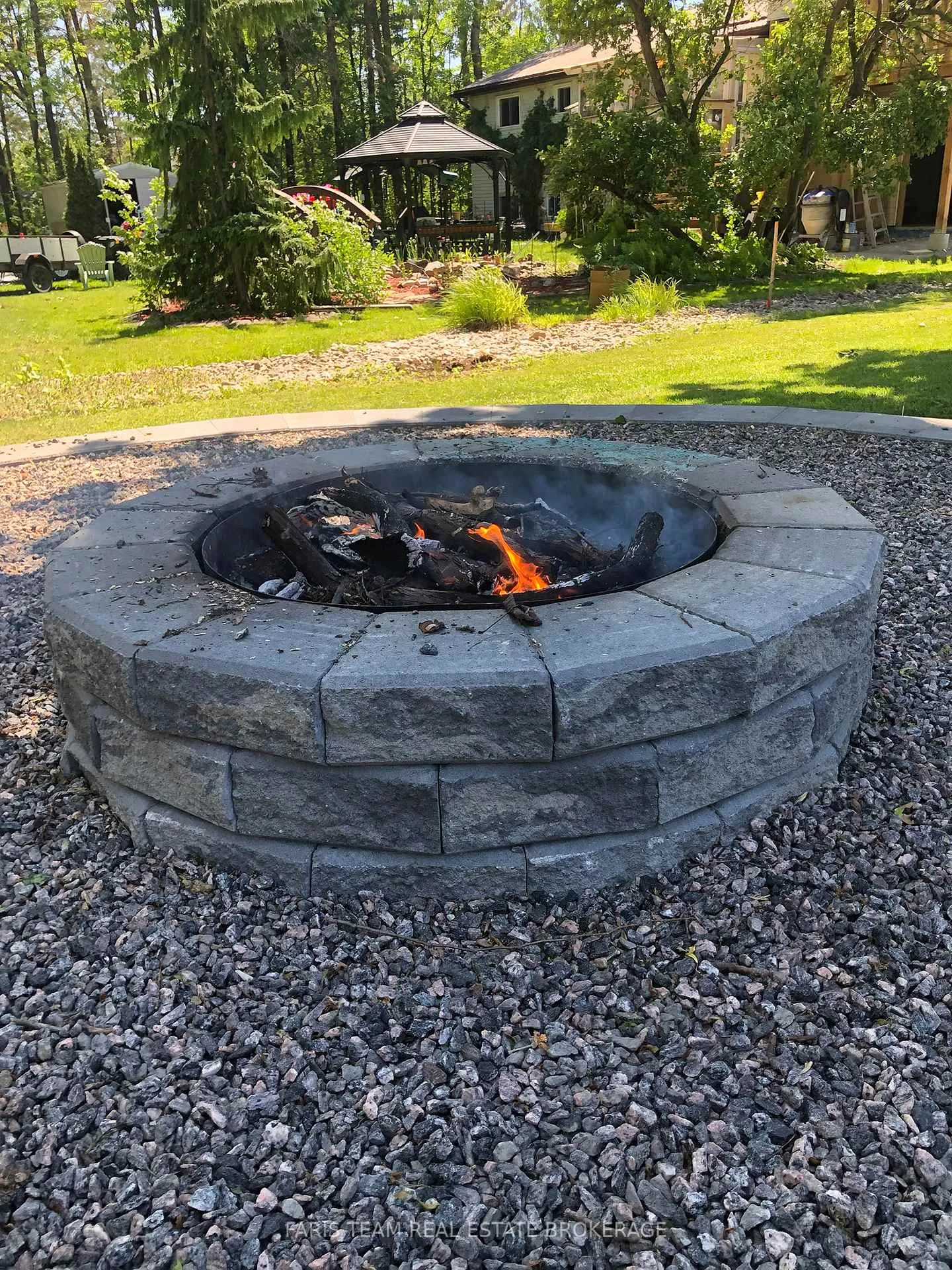 Photo 37 of 2263 25th Side Road, Innisfil, Alcona — HOMEH