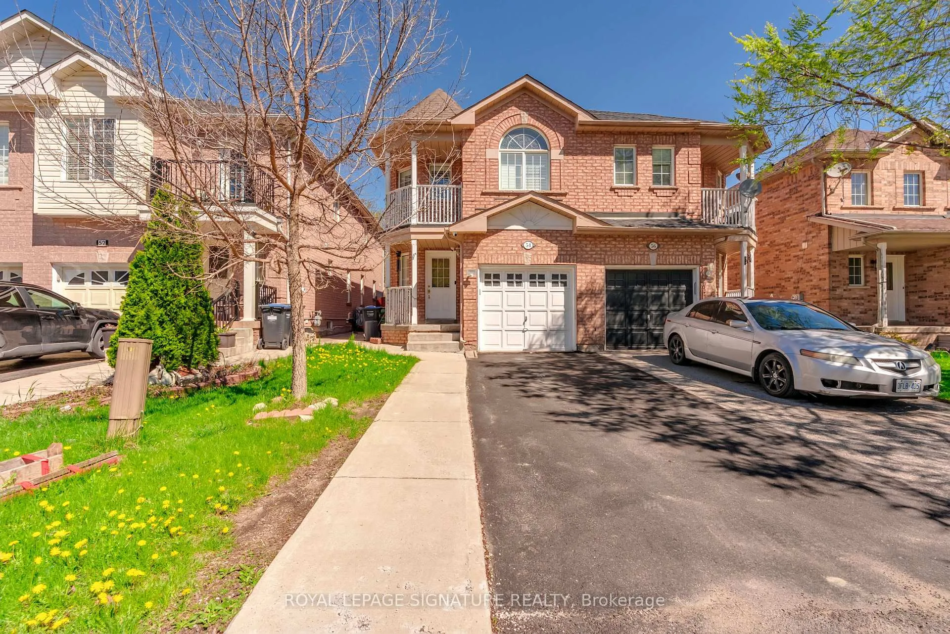 Front of 54 Wilmont Court