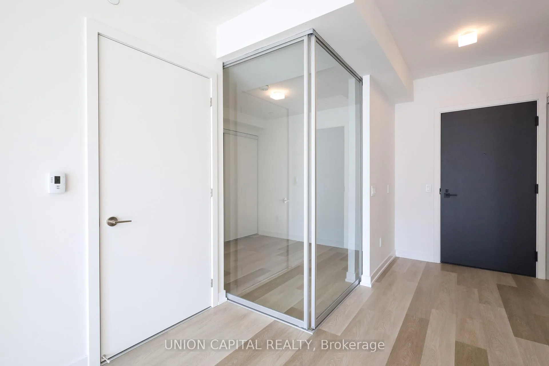 Photo 9 of Unit 520, 28 Eastern Avenue, Toronto, Moss Park — HOMEH