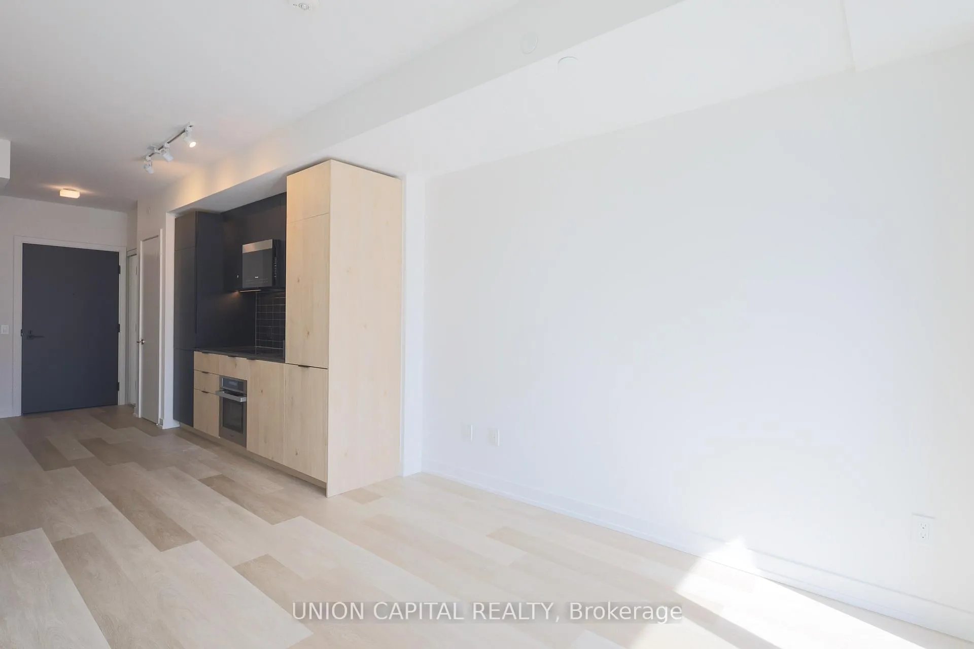 Photo 14 of Unit 520, 28 Eastern Avenue, Toronto, Moss Park — HOMEH