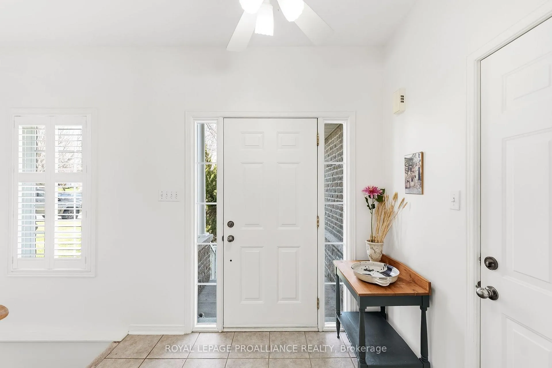 Photo 9 of 854 Munson Crescent, Cobourg — HOMEH