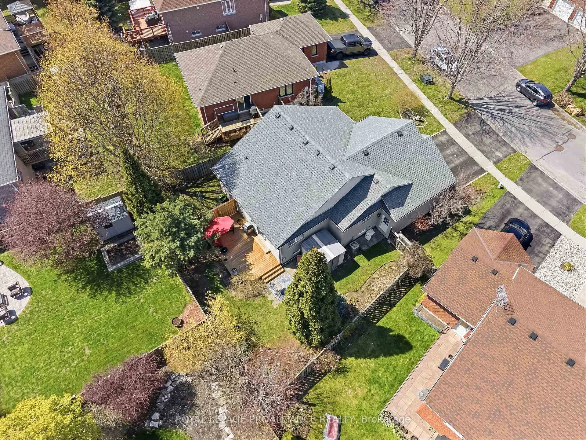 Photo 40 of 854 Munson Crescent, Cobourg — HOMEH