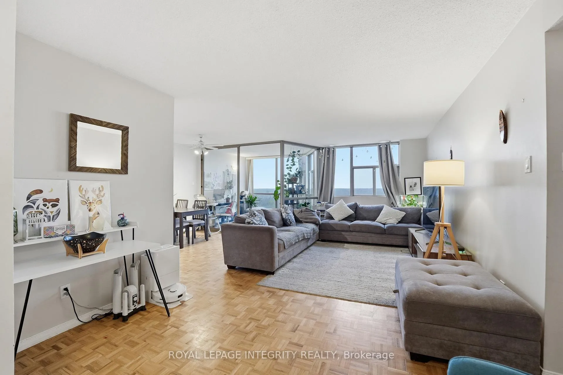 Photo 5 of Unit 1208, 2760 Carousel Crescent, Ottawa, Emerald Woods/Sawmill Creek — HOMEH