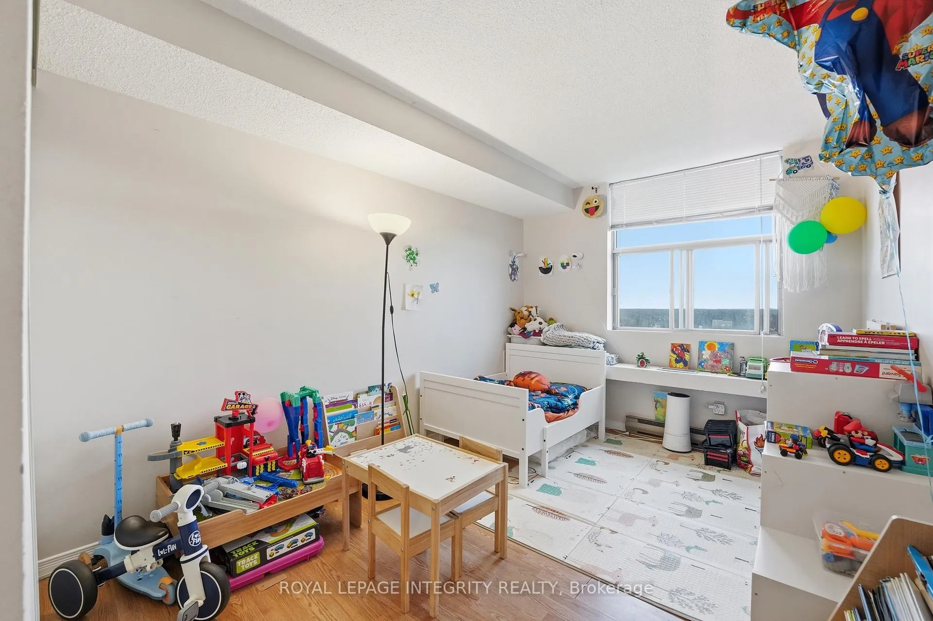 Photo 29 of Unit 1208, 2760 Carousel Crescent, Ottawa, Emerald Woods/Sawmill Creek — HOMEH