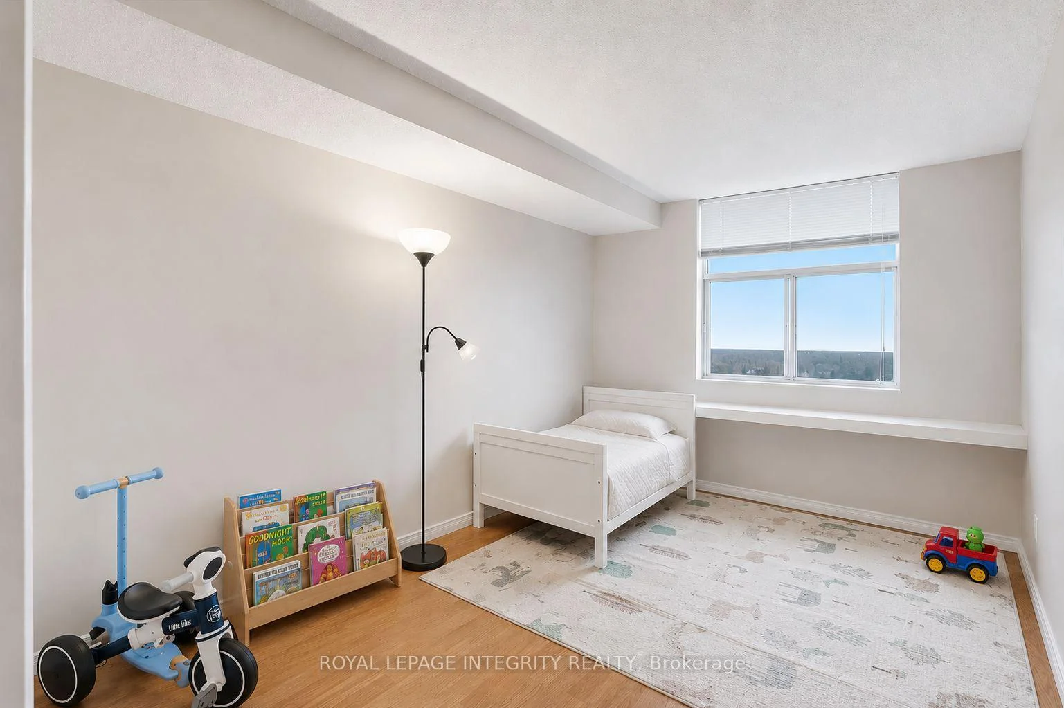 Photo 24 of Unit 1208, 2760 Carousel Crescent, Ottawa, Emerald Woods/Sawmill Creek — HOMEH