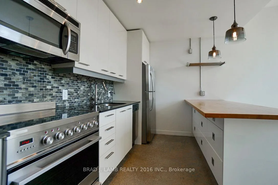 Photo 2 of Unit PH705, 510 King Street E, Toronto, Moss Park — HOMEH