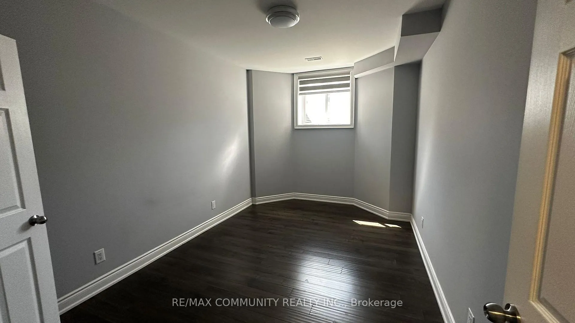 Photo 13 of 331 Morrish Road, Scarborough, Highland Creek — HOMEH
