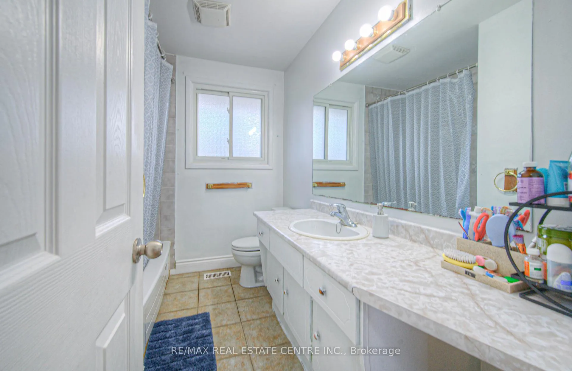 Photo 11 of 523 Dunbar Road, Cambridge — HOMEH