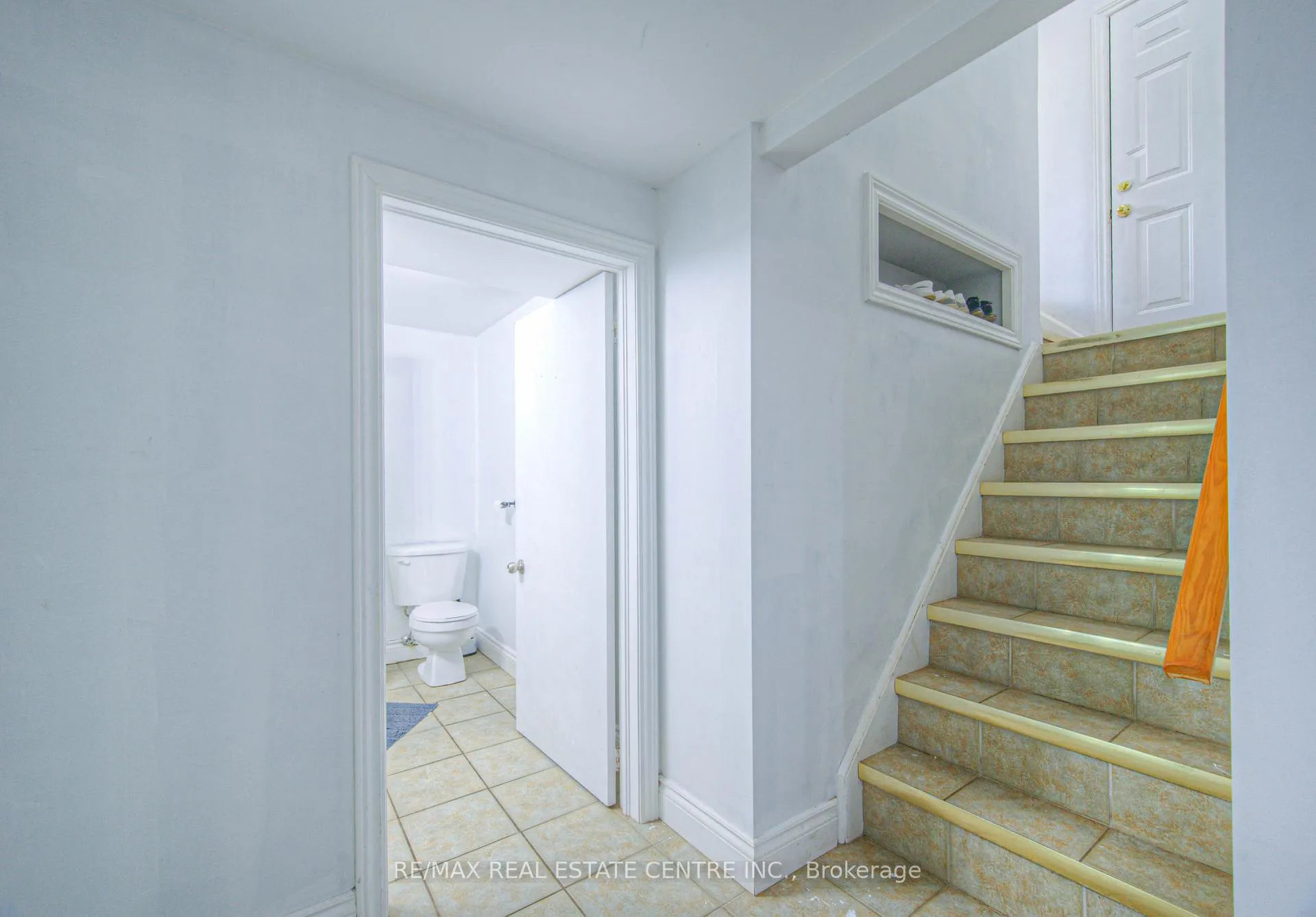 Photo 15 of 523 Dunbar Road, Cambridge — HOMEH