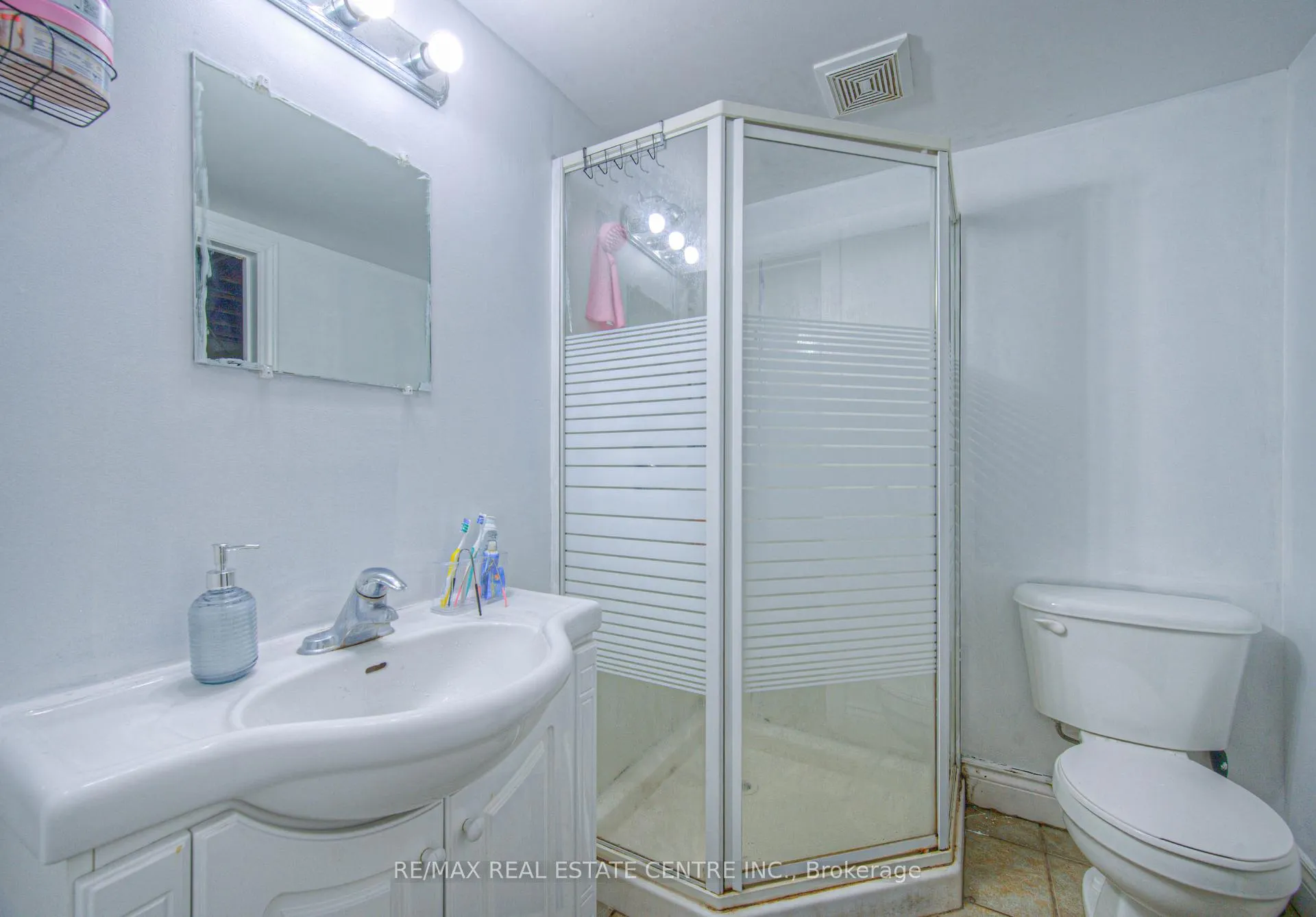 Photo 16 of 523 Dunbar Road, Cambridge — HOMEH