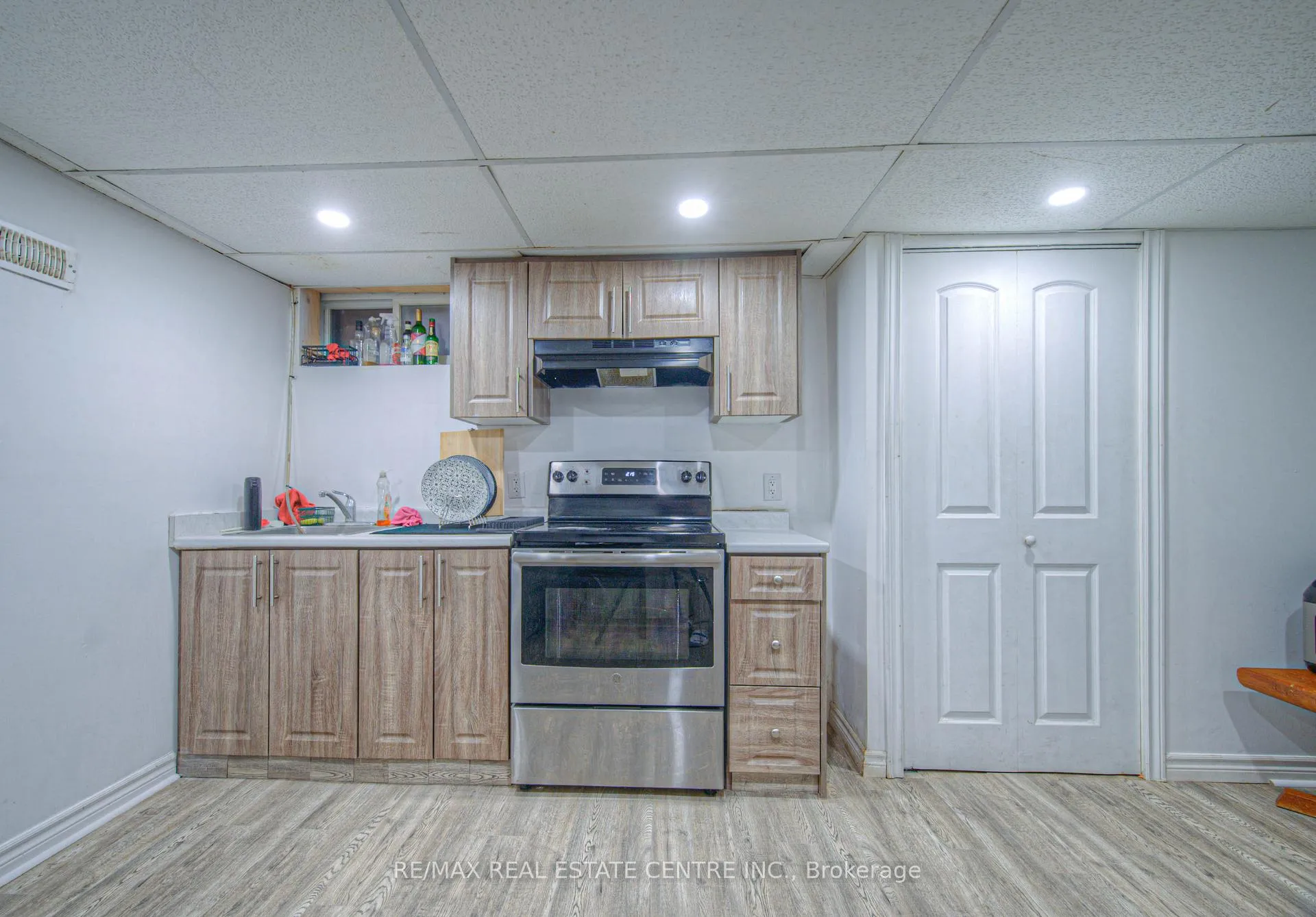 Photo 18 of 523 Dunbar Road, Cambridge — HOMEH