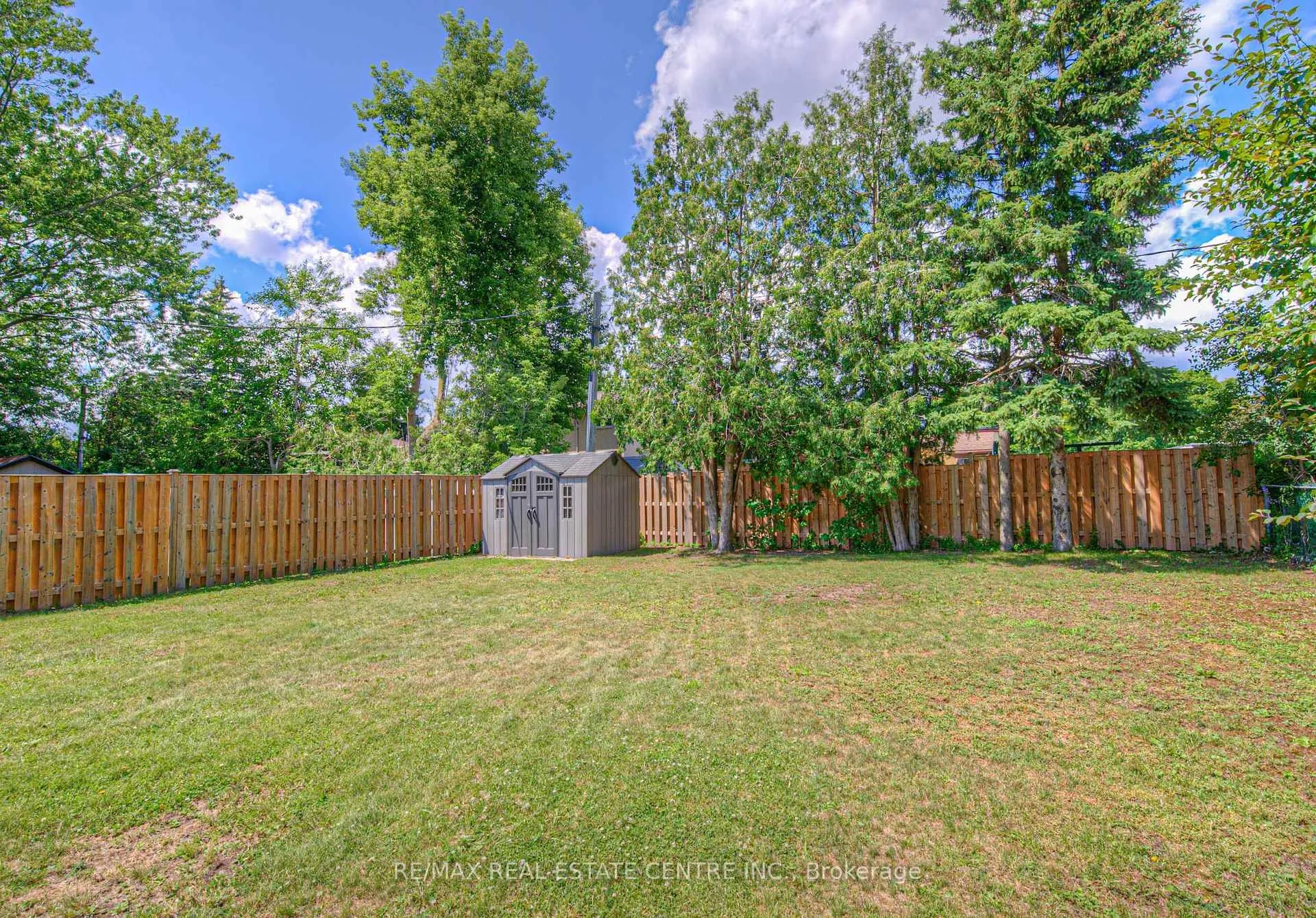 Photo 21 of 523 Dunbar Road, Cambridge — HOMEH