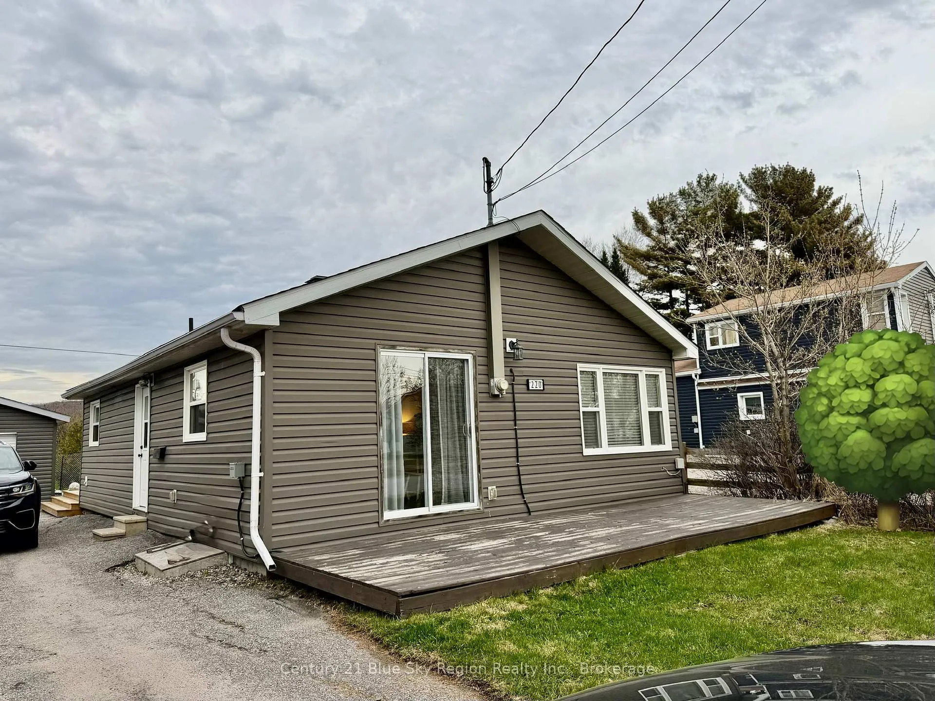 Front of 220 Gould Avenue