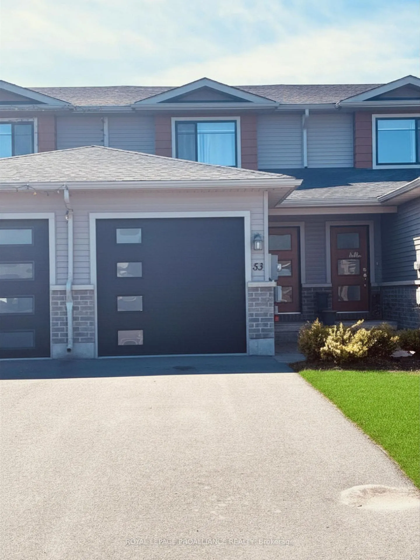 Photo 2 of 53 Ridgeway Place, Belleville, Belleville Ward — HOMEH