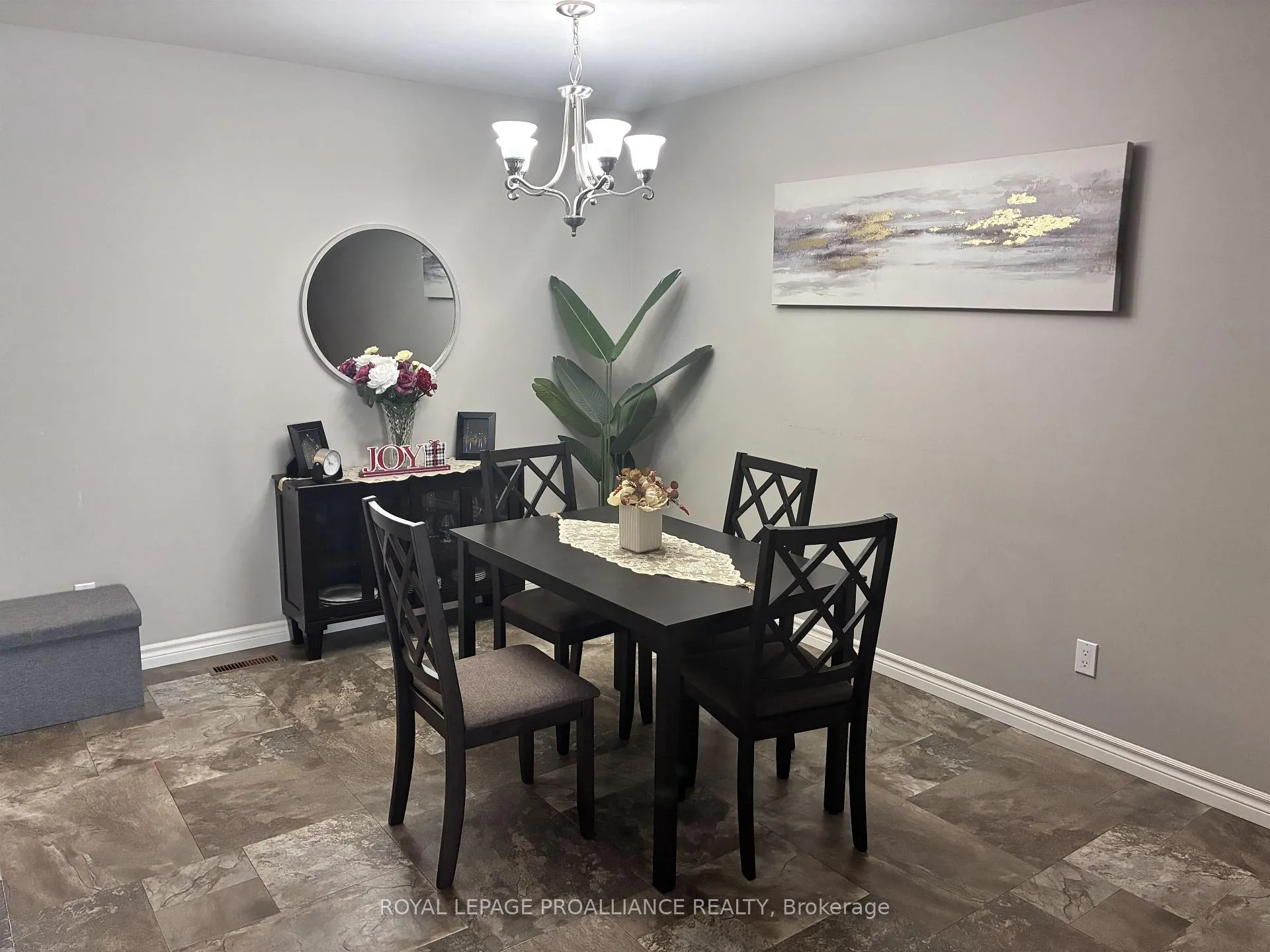 Photo 6 of 53 Ridgeway Place, Belleville, Belleville Ward — HOMEH