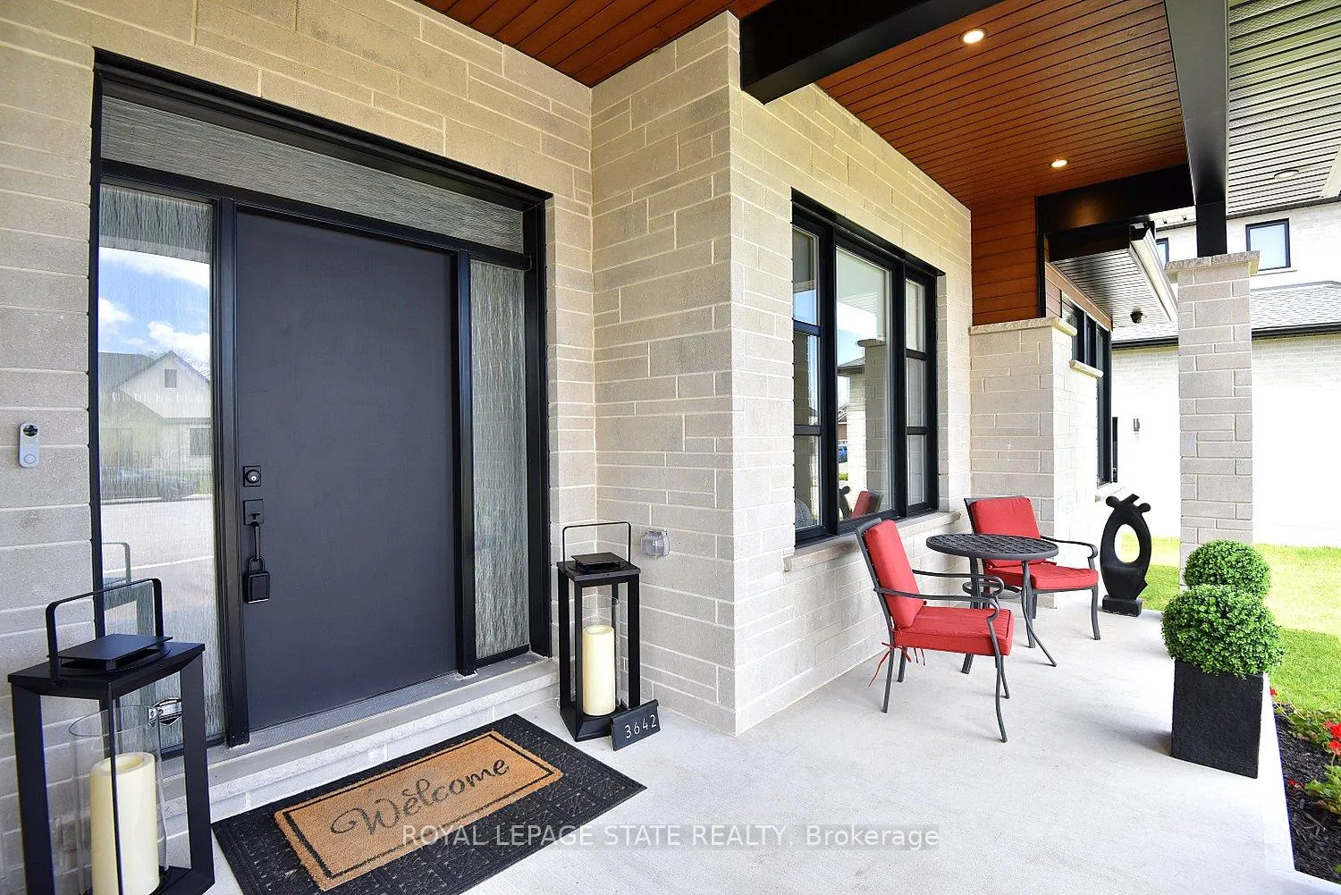Photo 7 of 3642 Vosburgh Place, Lincoln, Escarpment — HOMEH