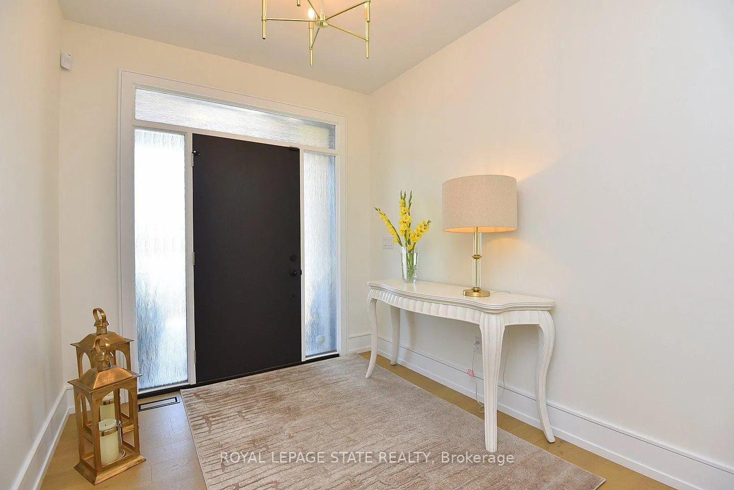 Photo 10 of 3642 Vosburgh Place, Lincoln, Escarpment — HOMEH