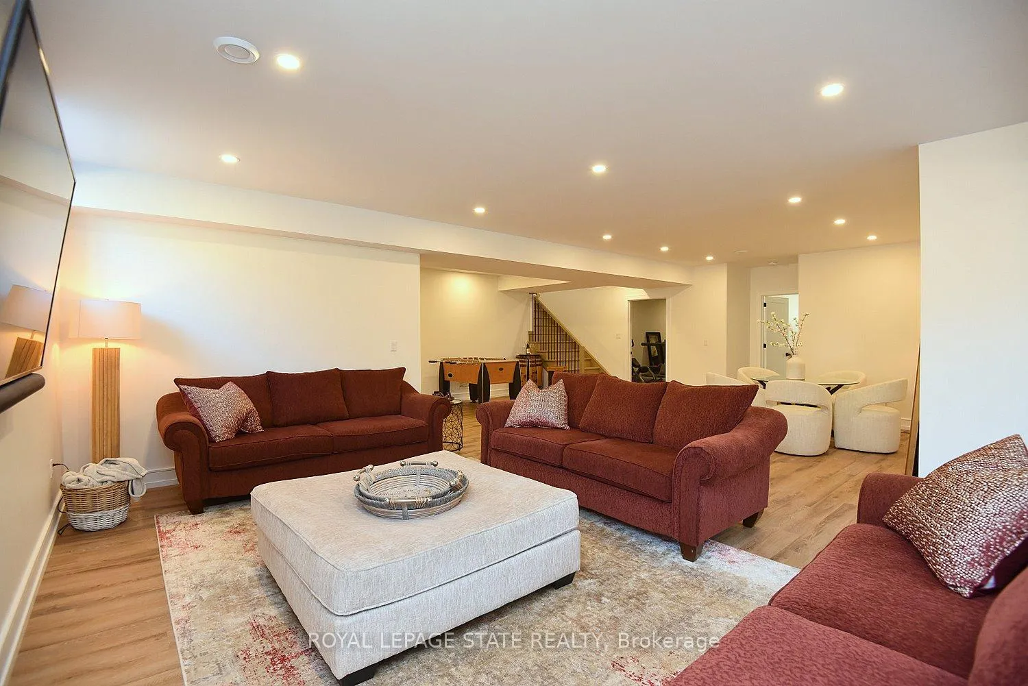 Photo 41 of 3642 Vosburgh Place, Lincoln, Escarpment — HOMEH
