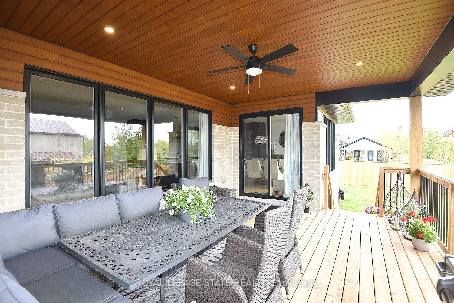 Photo 48 of 3642 Vosburgh Place, Lincoln, Escarpment — HOMEH