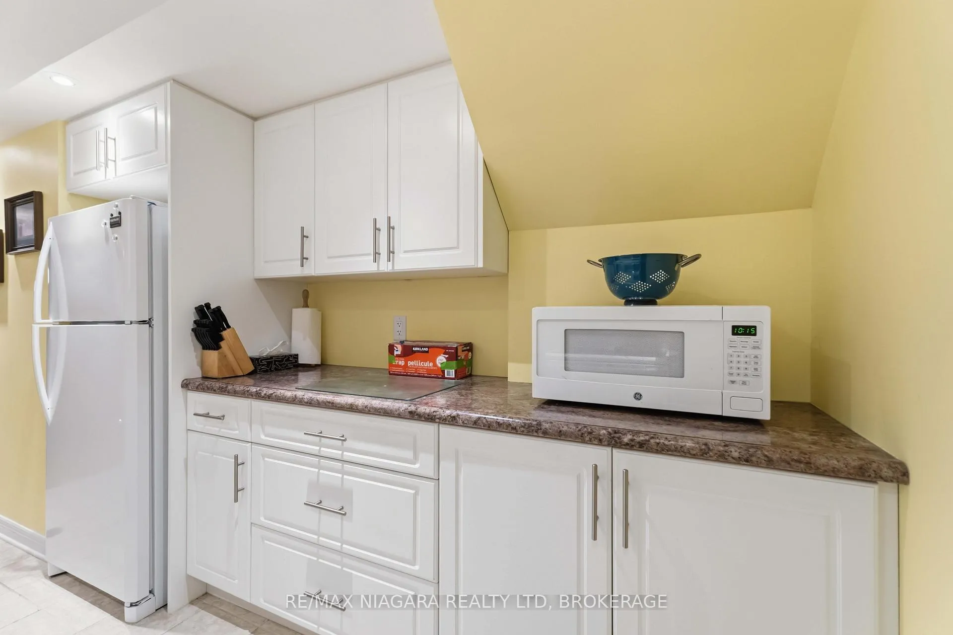 Photo 20 of 4 Rossie Place, St. Catharines, Oakdale — HOMEH