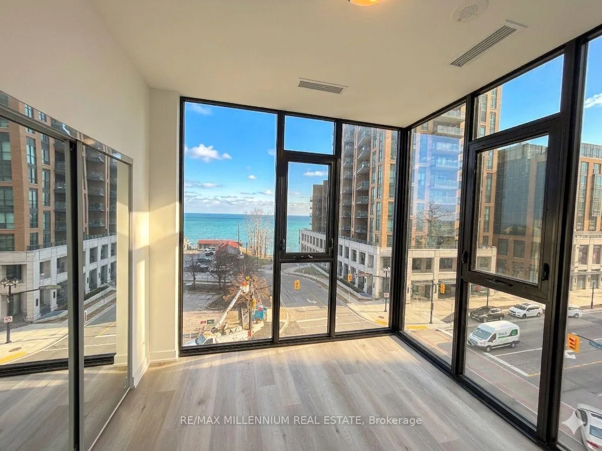 Photo 2 of 2075 Lakeshore Road S, Burlington, Brant — HOMEH