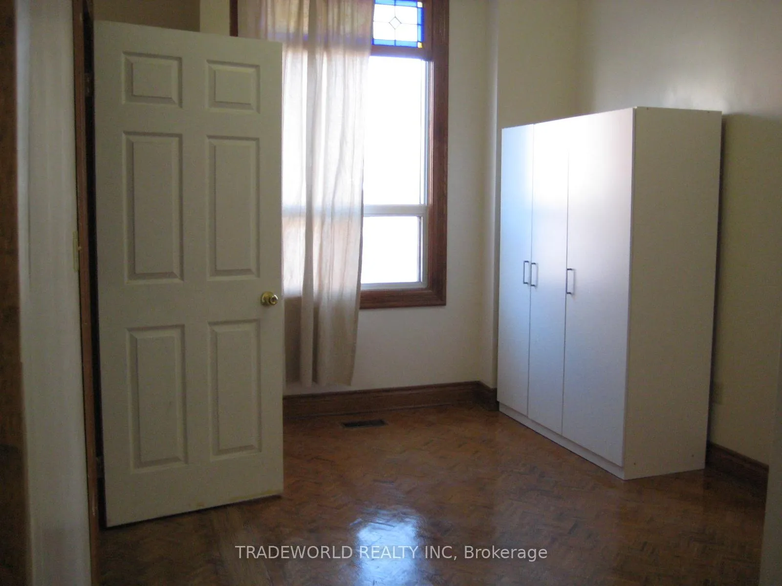 Photo 5 of Unit Main Fl, 759 Gerrard Street E, Toronto, South Riverdale — HOMEH