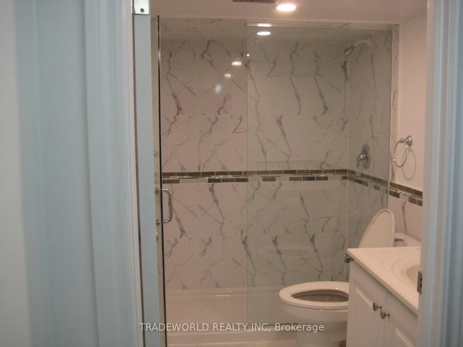 Photo 11 of Unit Main Fl, 759 Gerrard Street E, Toronto, South Riverdale — HOMEH
