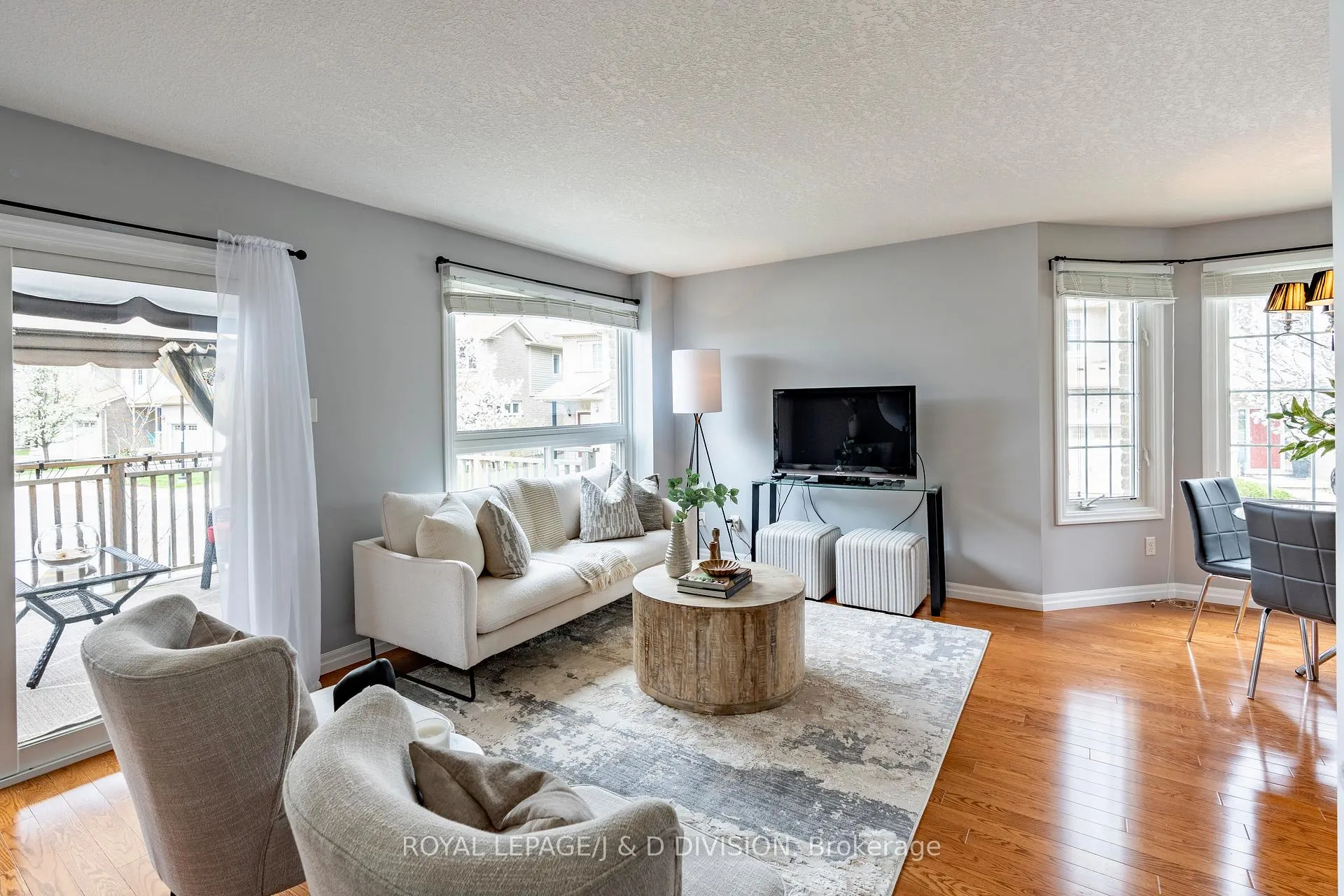 Photo 17 of Unit 100, 105 Pinnacle Drive, Kitchener — HOMEH
