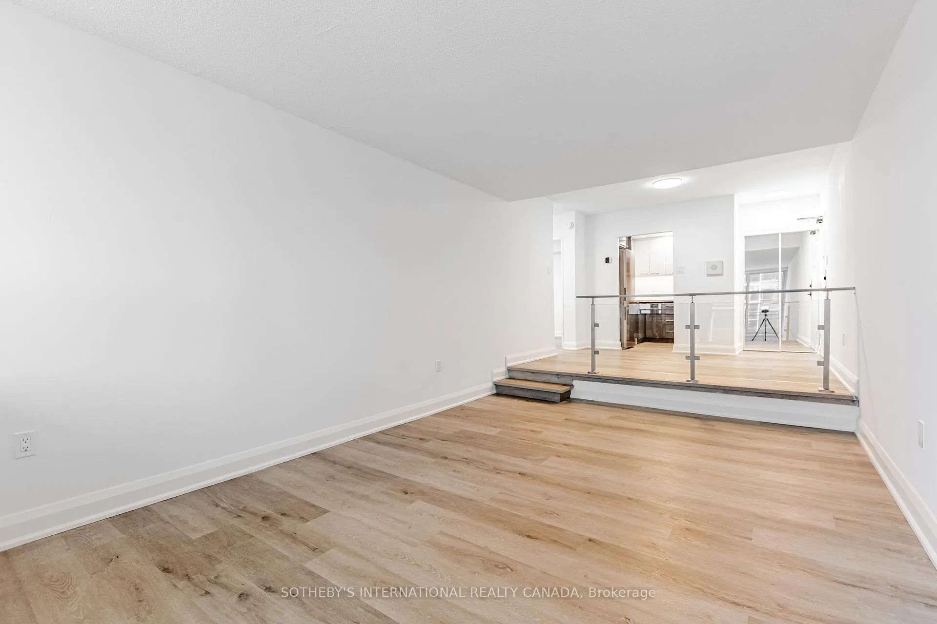 Photo 7 of Unit 1002, 191 Sherbourne Street, Toronto, Moss Park — HOMEH