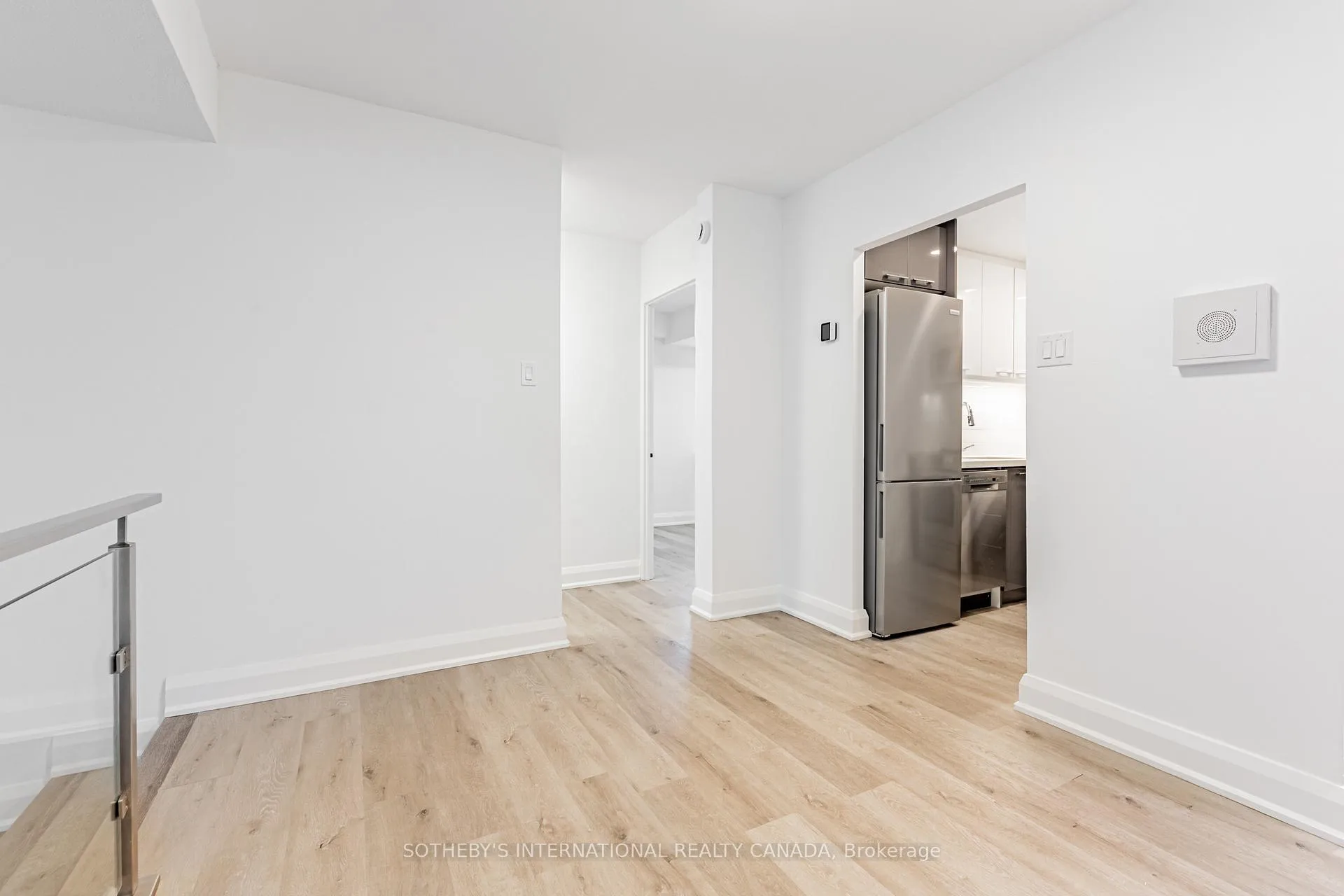 Photo 9 of Unit 1002, 191 Sherbourne Street, Toronto, Moss Park — HOMEH