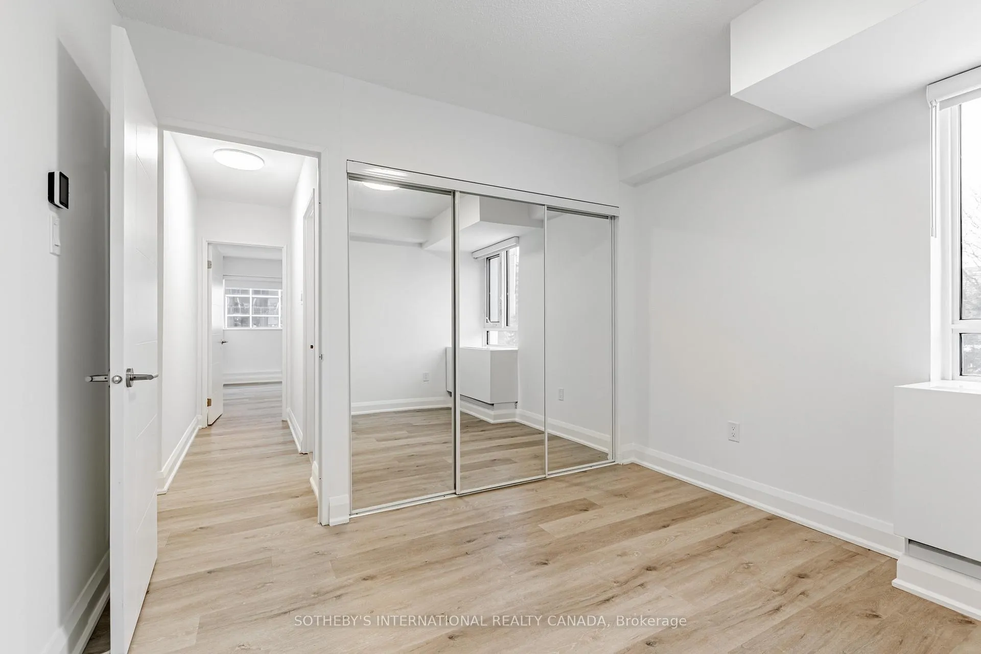 Photo 11 of Unit 1002, 191 Sherbourne Street, Toronto, Moss Park — HOMEH