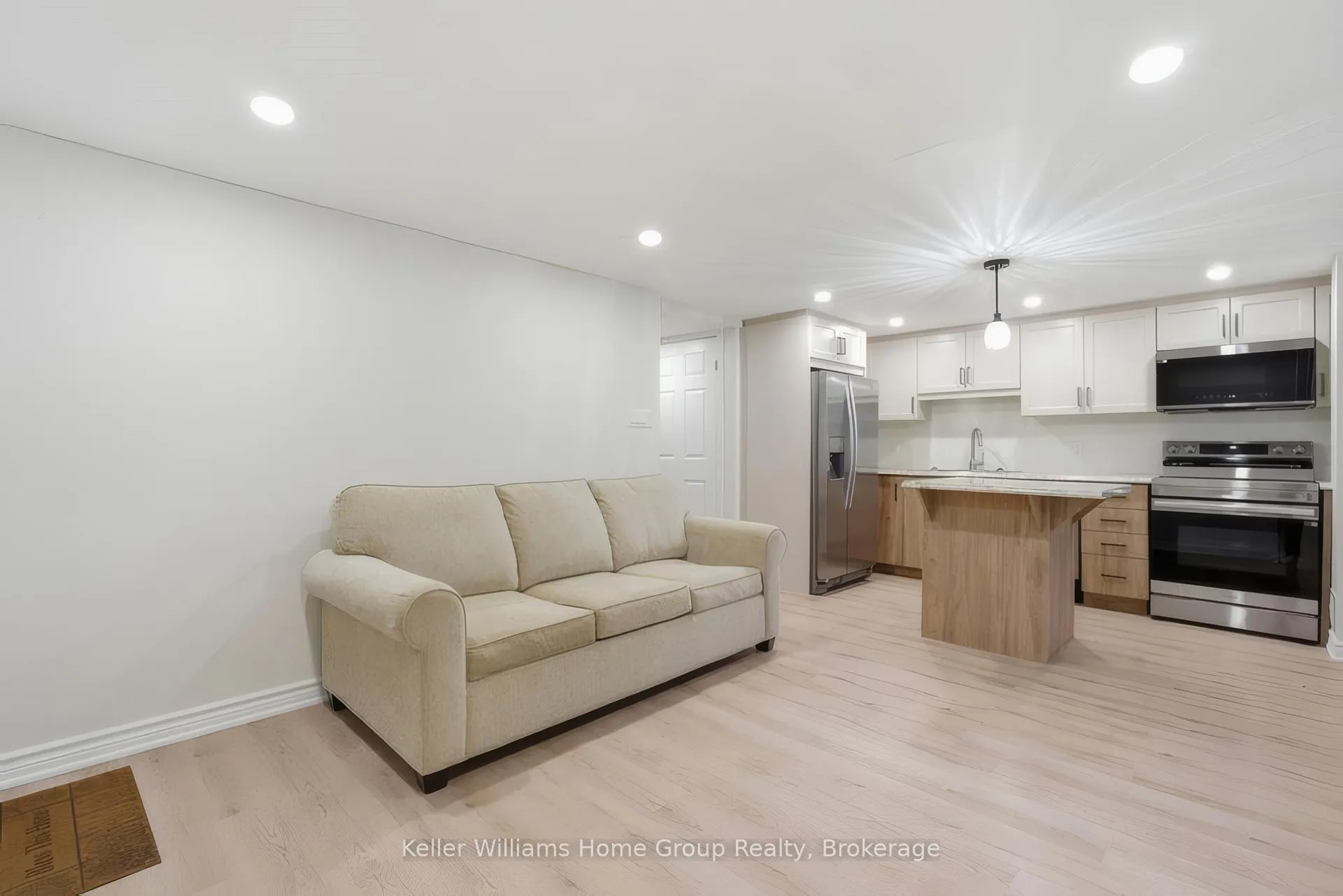 Photo 4 of Unit Lower, 33 Milson Crescent, Guelph, Kortright Hills — HOMEH